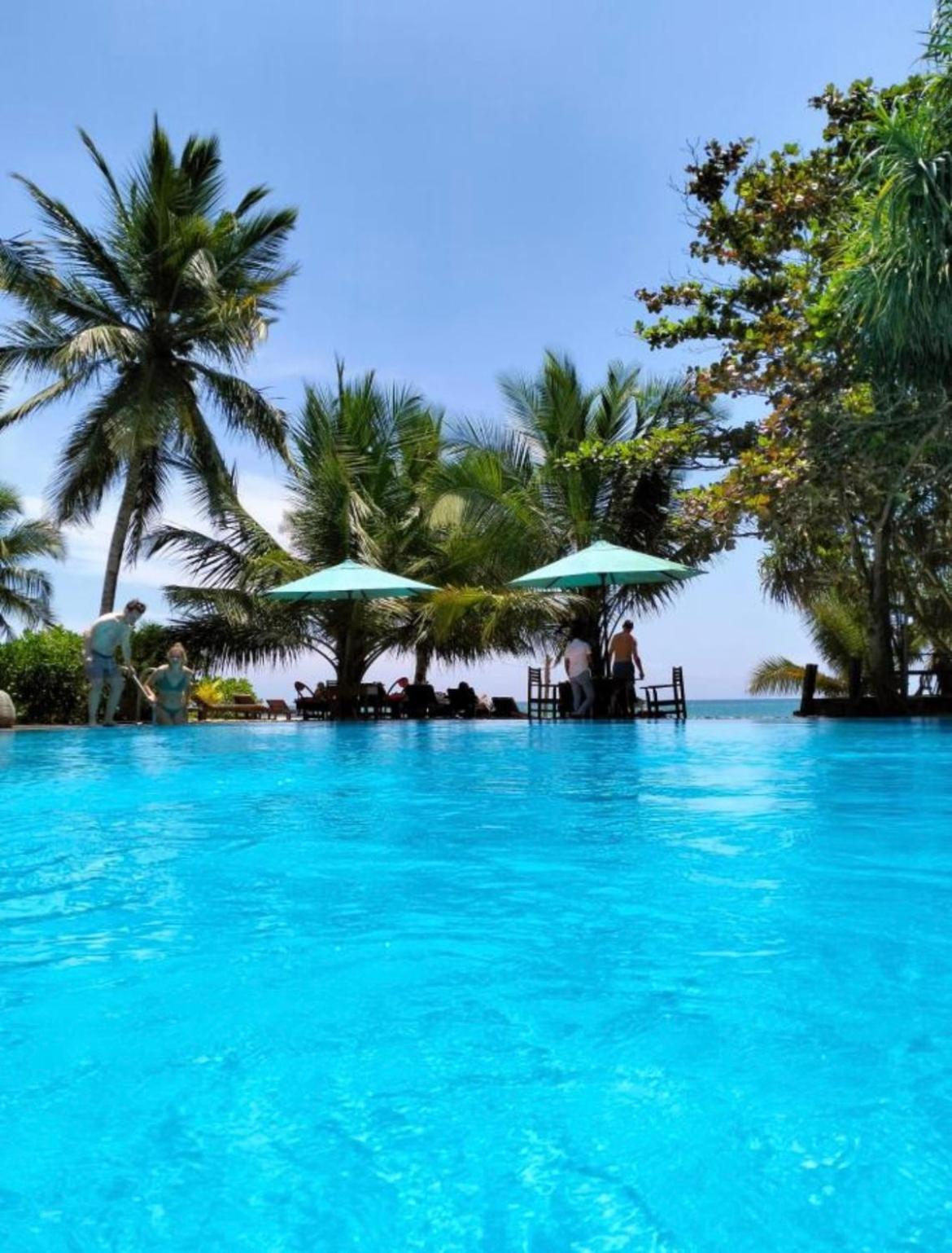 Ganesh Garden Beach Cabanas Tangalle Exterior foto
