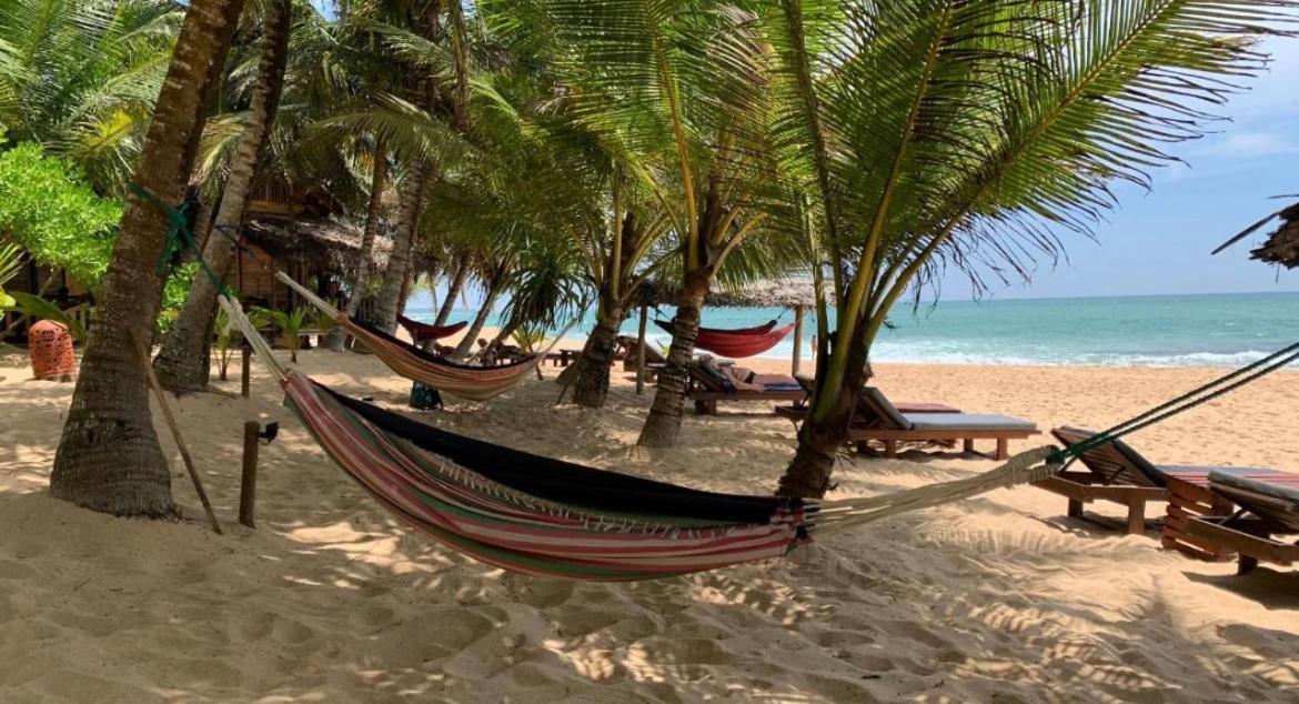 Ganesh Garden Beach Cabanas Tangalle Exterior foto